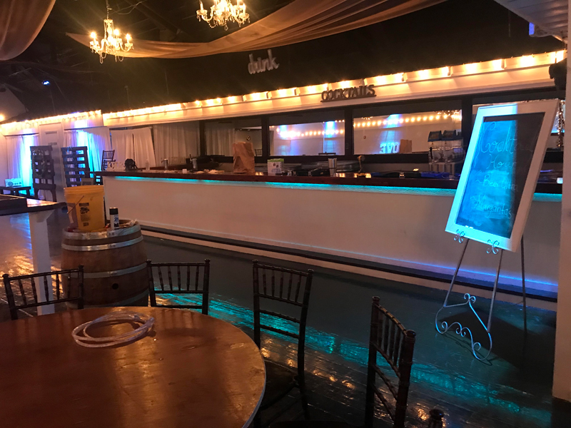 Accent Lights for Bar included